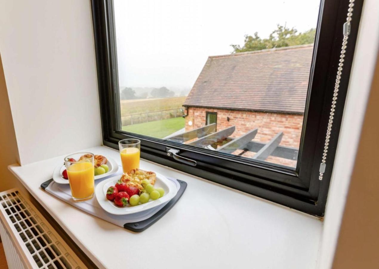 Fawn Cottage Disabled Adapted 3 Bedroom Hot Tub Coughton Kültér fotó